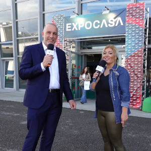 Come aiutare gli sposi per mettere su casa? Lo scopriamo a Expocasa con Alessandra di Telecupole Come aiutare gli sposi per mettere su casa? Lo scopriamo a Expocasa con Alessandra di Telecupole